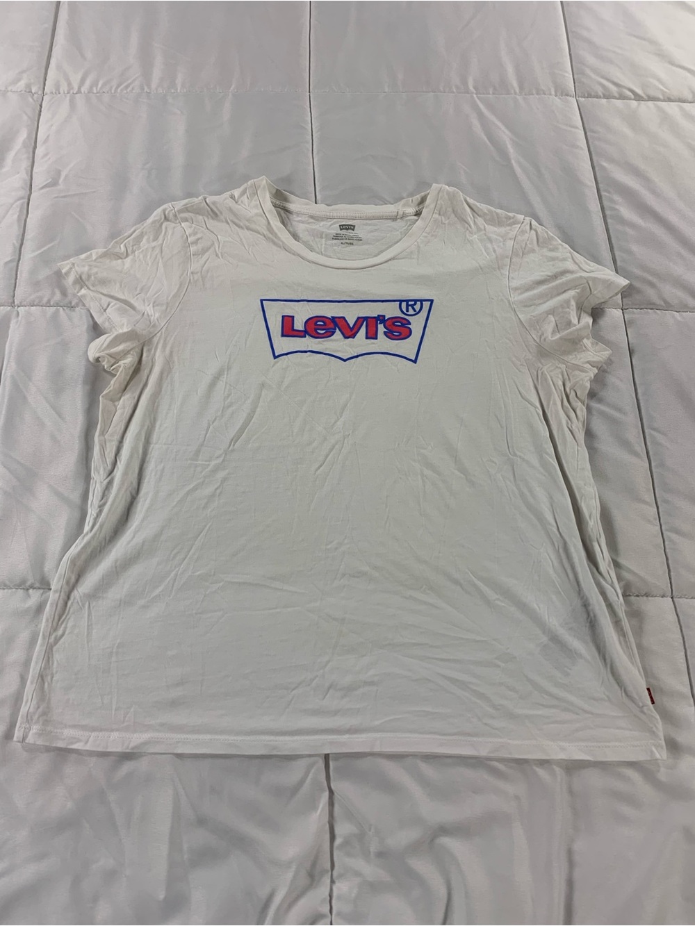 Pre loved LEVIS shirt mens size XL